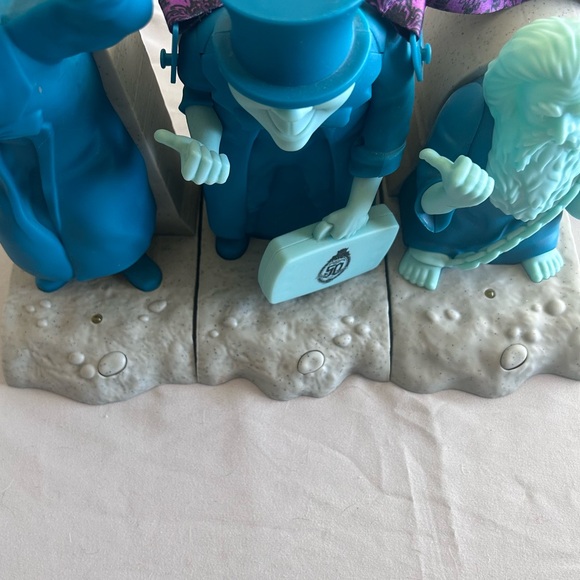 Hitchhiking Ghosts Disneyland Souvenirs - Picture 2 of 9